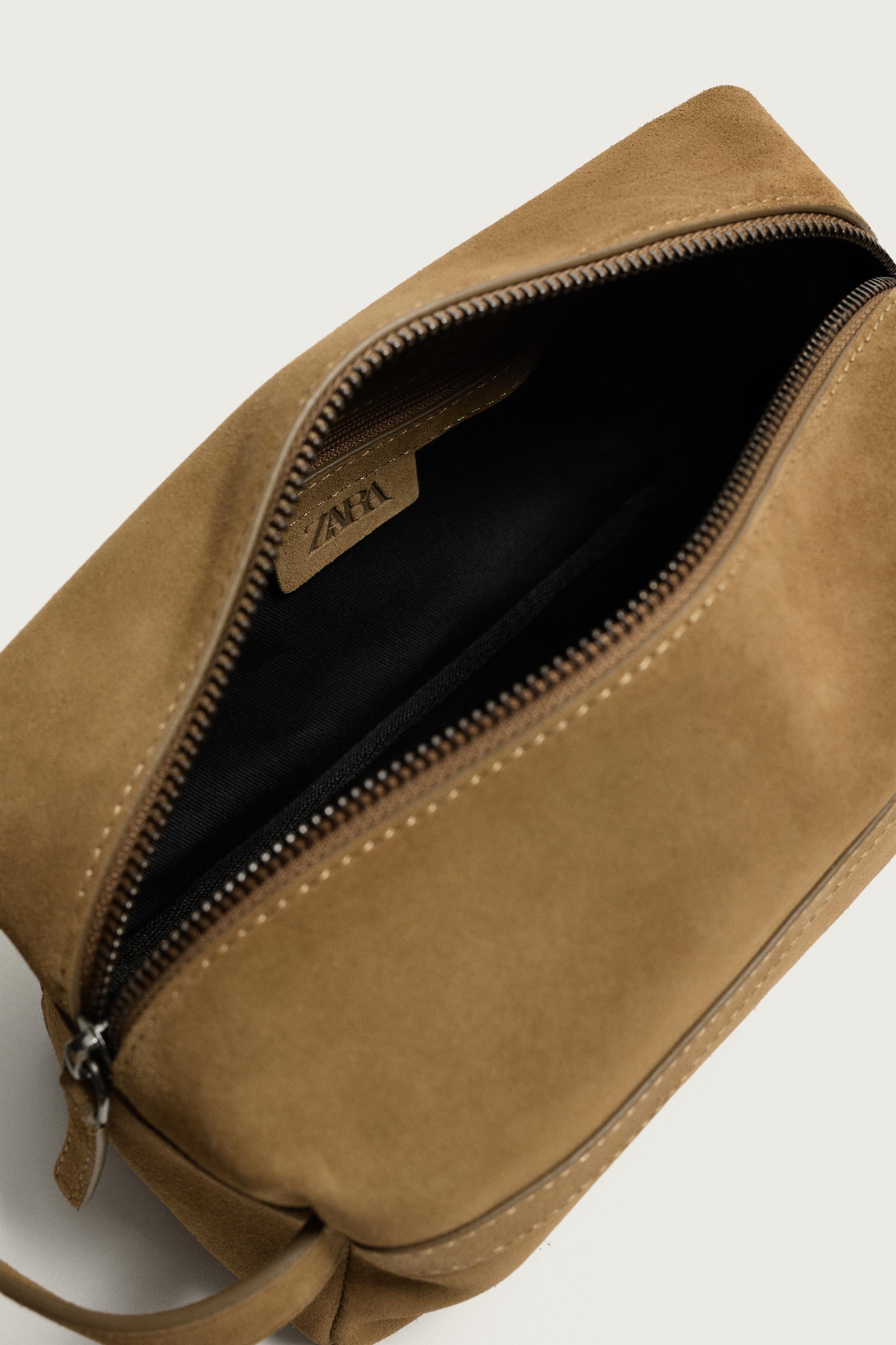 LEATHER TOILETRY BAG